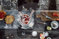 Man preparing Pizza