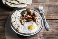 Ei-Tomaten-Brot, Bread with egg and tomato