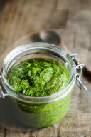 Radieschen-Pesto, Radish pesto
