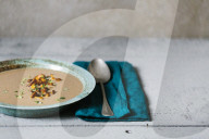 Gemischte Pilzsuppe mit Esskastanien, Mixed mushroom soup with sweet chestnuts