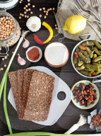 Zutat Brot mit Kichererbsen-Salat, Ingredient Smashed chickpea salad bites