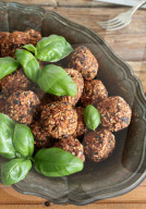 Schwarze Bohnen und Quinoa Bällchen, Black bean and quinoa balls
