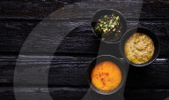 Süsssaurer Mango-Chili-Dip, Feuriges Sesampesto und leichter Cashew-Mandel-Dip, Hot Mango Dip, vegan Sesame Pesto and vegan Cashew Almond Dip
