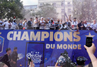 WM 2018 - Die Weltmeister werden in der Champs Elysée gefeiert
