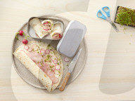 Frühlings-Wrap, Wrap with Radish and Cress