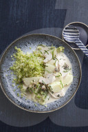 Hühnerfrikassee mit Kohlrabi, Chicken Fricassee with Kohlrabi