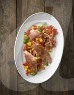 Saibling mit Tomaten- Mango-Salsa, Char with tomato and mango salsa