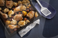 Hähnchenkeulen mit Blumenkohl und Chorizo, Drumsticks with Cauliflower and Chorizo