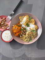 "Buddha Bowl", Vegetarian Bowl with Halloumi
