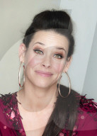 PORTRAIT - Evangeline Lilly
