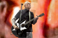 PEOPLE - Smashing Pumpkins live in Austin