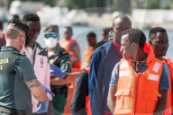 NEWS - Spanien: Gerettete Mittelmeer- Flüchtlinge in Granada gelandet