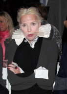 PORTRAIT - Daphne Guinness
