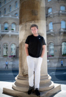 PORTRAIT - Alex Woolf