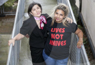 STUDIO -  Eliza Rebeiro Lives Not Knives Gründerin