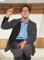 PORTRAIT - Monty Don 