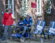 NEWS - Angela Merkel besucht eine Milchfarm in Nienborstel