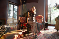 PEOPLE - Alexa Chung feiert 'The Muse by Alexa Chung' im Paramour Estate in Los Angeles