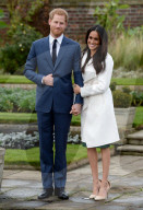 PEOPLE - Prinzessin Eugenie trägt die selben Schuhe wie Meghan