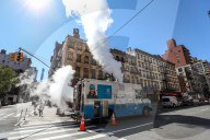 NEWS - New York: Dampfrohr explodiert in der Fifth Avenue