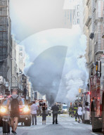 NEWS - New York: Dampfrohr explodiert in der Fifth Avenue