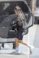 PEOPLE - Kim Kardashian sportlich in Schlappen unterwegs