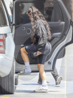 PEOPLE - Kim Kardashian sportlich in Schlappen unterwegs