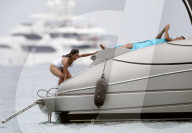 PEOPLE - Nicole Scherzinger und Grigor Dimitrov turteln auf einer Jacht vor St.Tropez
