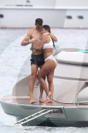 PEOPLE - Nicole Scherzinger und Grigor Dimitrov turteln auf einer Jacht vor St.Tropez