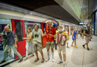 NEWS - Amsterdam: U-Bahn Eröffnung der Nord-Südlinie an der Noord-Station