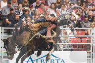 FEATURE - Kanada: Rodeo in Alberta