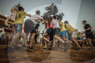 FEATURE - Wilder Ritt durch's Dorf am Jaleo-Festival in Sant Jaume