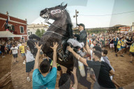 FEATURE - Wilder Ritt durch's Dorf am Jaleo-Festival in Sant Jaume
