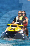 EXKLUSIV - Tony Parker fährt Jet-Ski bei St.Tropez