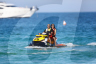 EXKLUSIV - Tony Parker fährt Jet-Ski bei St.Tropez