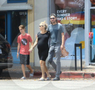 EXKLUSIV - Happy Family: Schwangere Kate Hudson mit ihren Boys in Brentwood unterwegs