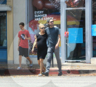 EXKLUSIV - Happy Family: Schwangere Kate Hudson mit ihren Boys in Brentwood unterwegs