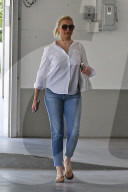 EXKLUSIV - Cameron Diaz ohne Make-Up in Beverly Hills unterwegs