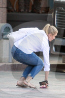 EXKLUSIV - Cameron Diaz ohne Make-Up in Beverly Hills unterwegs