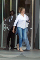 EXKLUSIV - Cameron Diaz ohne Make-Up in Beverly Hills unterwegs