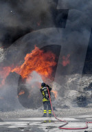 NEWS - Italien: Brand in einer Recycling-Aufbereitungsanlage in Caivano
