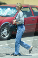 EXKLUSIV - Charlize Theron in Los Angeles unterwegs