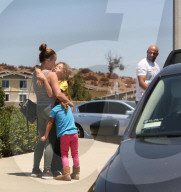 PEOPLE - Kendra Wilkinson und Hank Baskett gehen zum BBQ auf die Wood Ranch