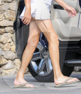 EXKLUSIV - Höschenblitzer: Caitlyn Jenner im kurzen Rock unterwegs