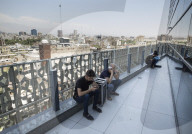 NEWS - Iran: Wirtschaftskrise trifft Technologiebranche