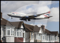 Aircraft landing at Heathrow