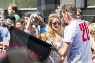 PEOPLE - Promis an der Gumball 3000 Rally am Covent Garden in London