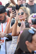 PEOPLE - Promis an der Gumball 3000 Rally am Covent Garden in London