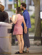 EXKLUSIV - Tom Bateman und Daisy Ridley turtel nachts in London