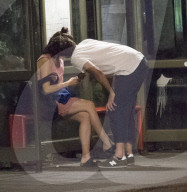 EXKLUSIV - Tom Bateman und Daisy Ridley turtel nachts in London